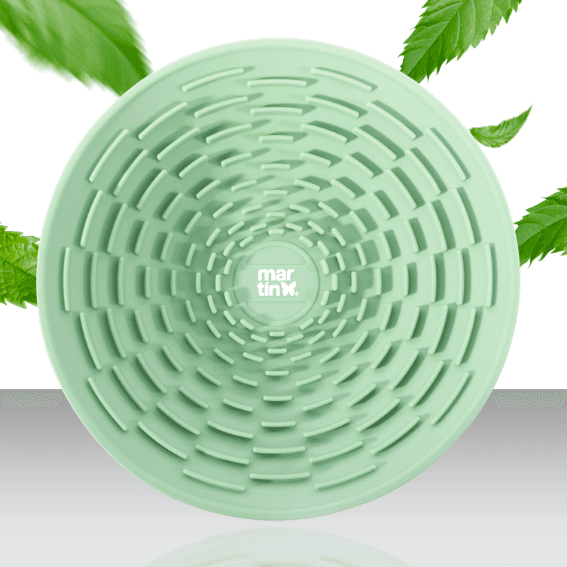 Miska do lizania z silikonu dla psa zielona 2