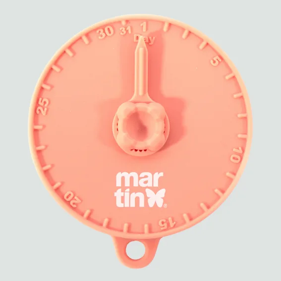 Pokrywka do karmy dla psa z obrotowym znacznikiem daty różowa